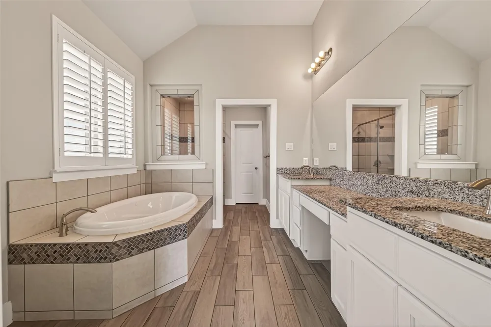 2619 Lilac Point Lane Brookshire, TX 77423