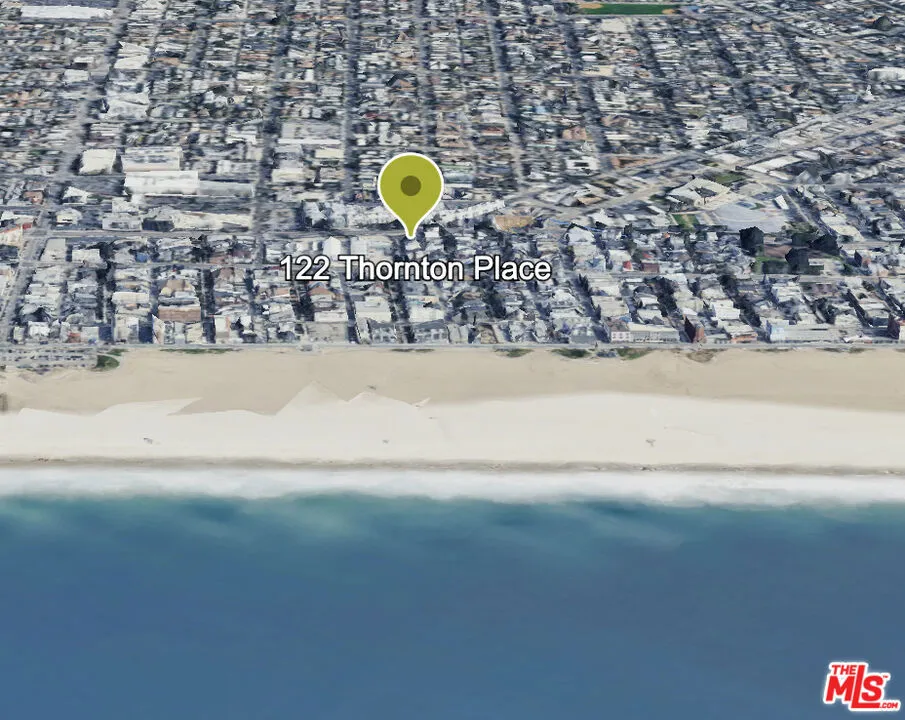 122 Thornton Place Venice, CA 90291