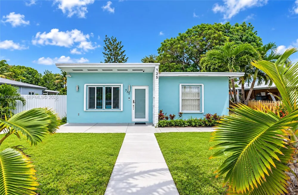 735 NW 129th St North Miami, FL 33168