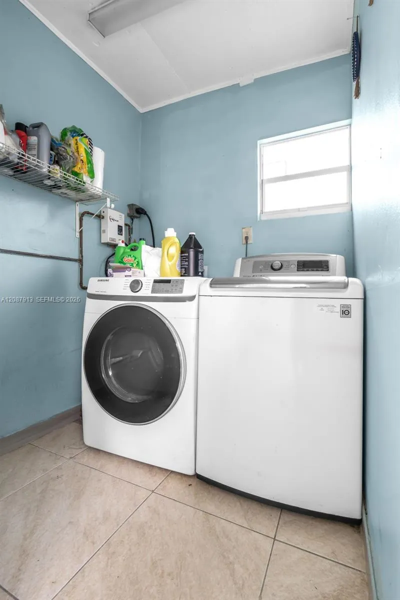 735 NW 129th St North Miami, FL 33168