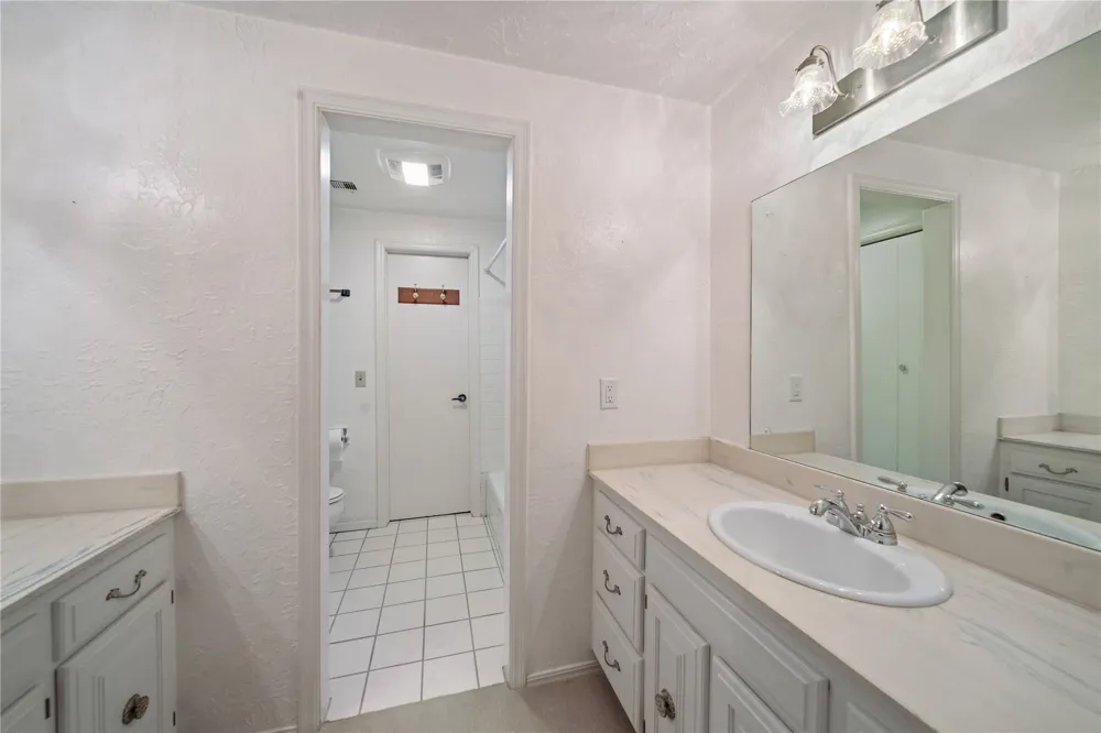 13251 S 275th East Avenue Coweta, OK 74429