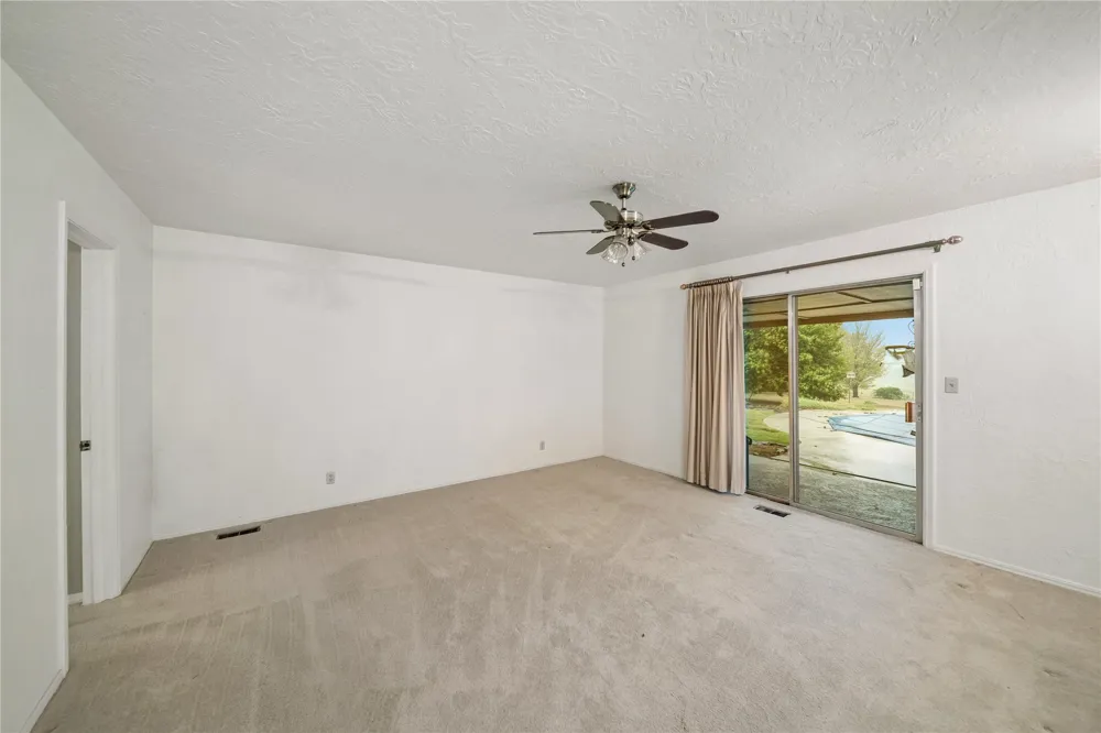 13251 S 275th East Avenue Coweta, OK 74429