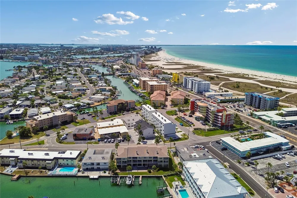 152 117TH AVENUE Treasure Island, FL 33706
