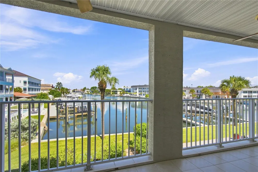 152 117TH AVENUE Treasure Island, FL 33706
