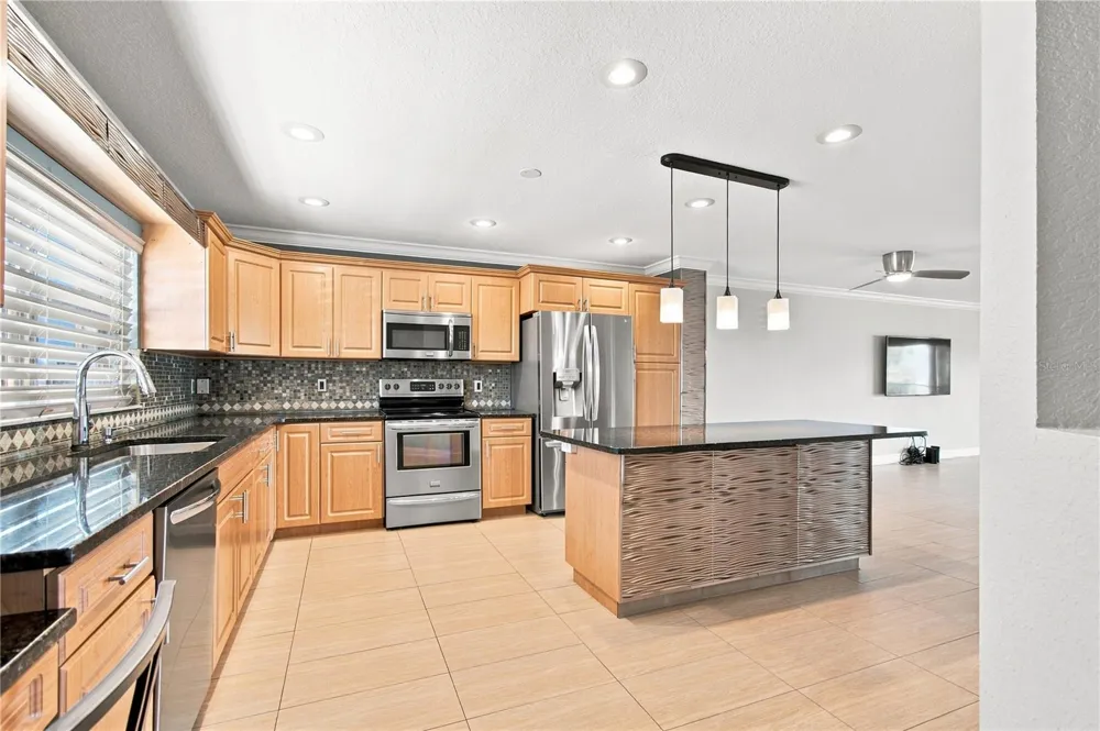 152 117TH AVENUE Treasure Island, FL 33706