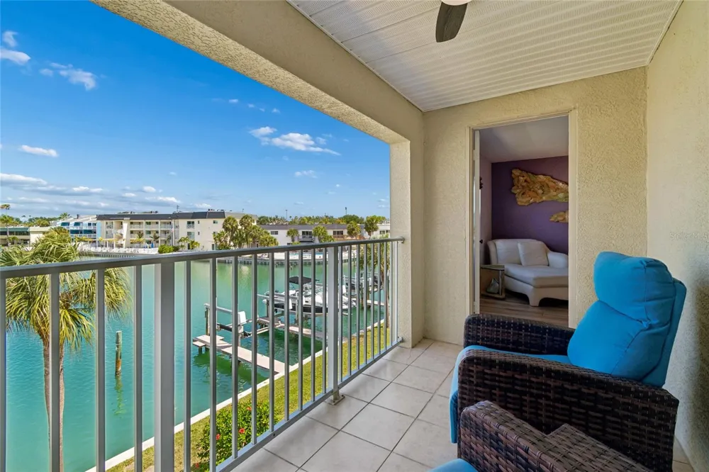 152 117TH AVENUE Treasure Island, FL 33706