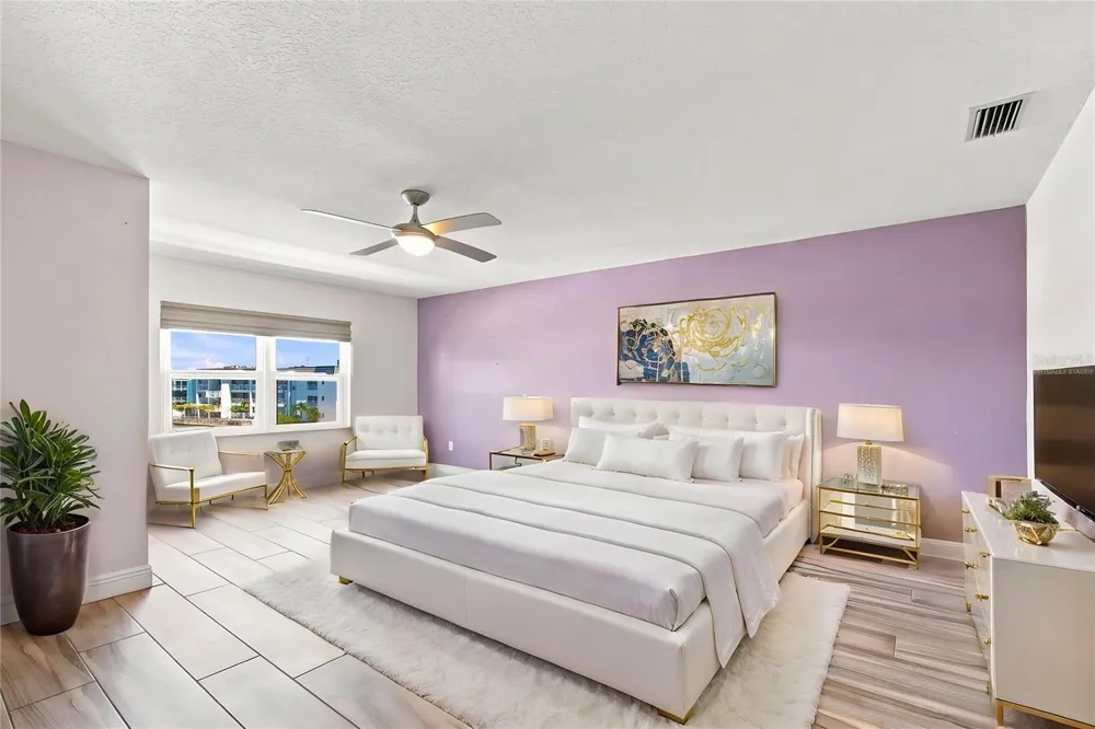 152 117TH AVENUE Treasure Island, FL 33706