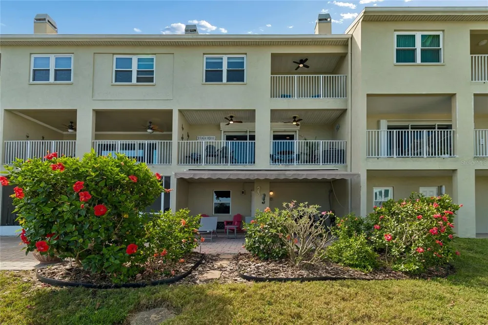 152 117TH AVENUE Treasure Island, FL 33706