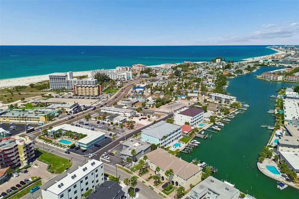 152 117TH AVENUE Treasure Island, FL 33706