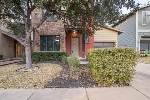 904 Freewater Lane