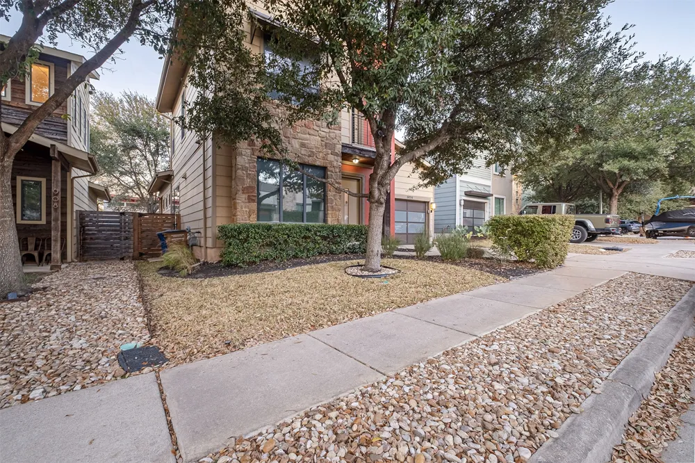 904 Freewater Lane Austin, TX 78704