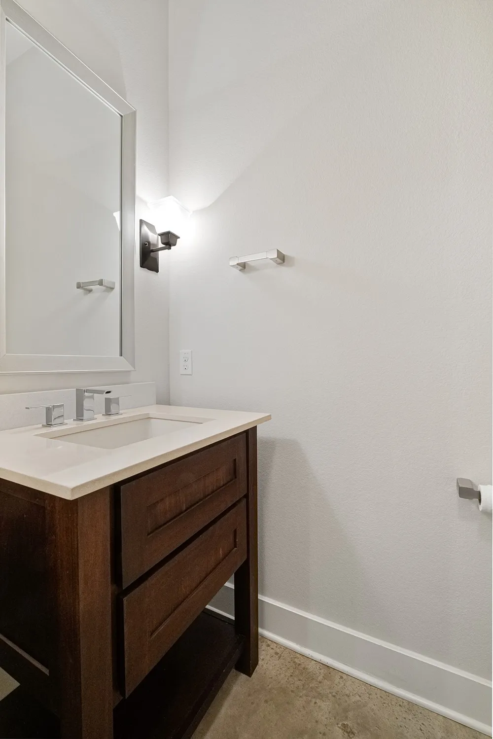 904 Freewater Lane Austin, TX 78704