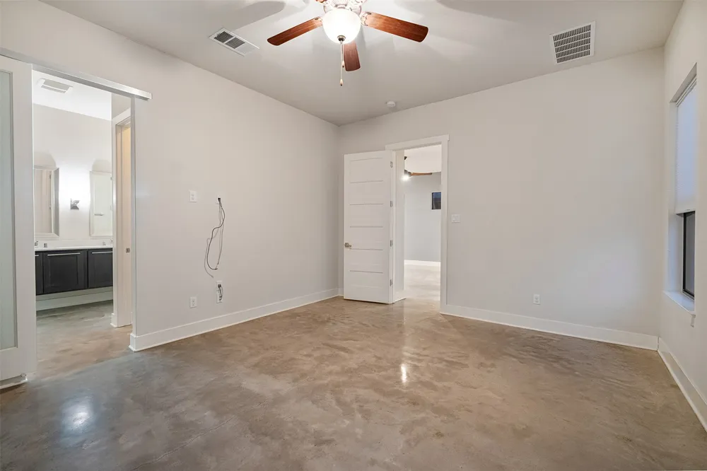 904 Freewater Lane Austin, TX 78704