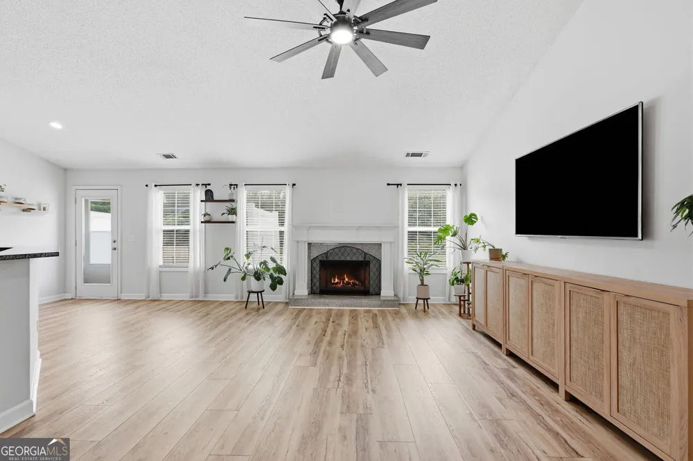 953 Jefferson Walk CIR Jefferson, GA 30549