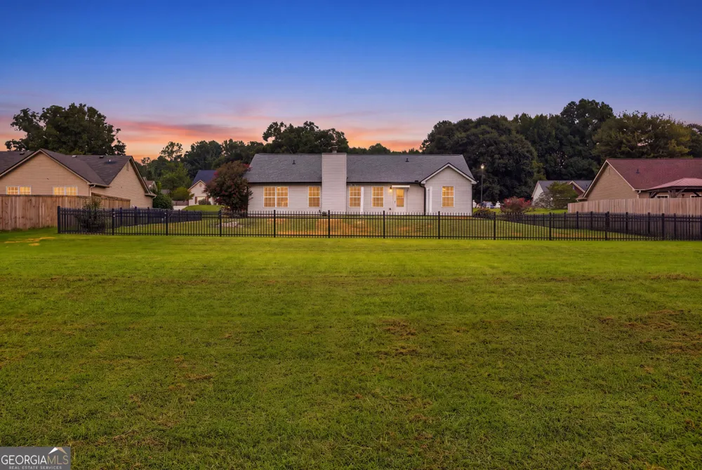 953 Jefferson Walk CIR Jefferson, GA 30549