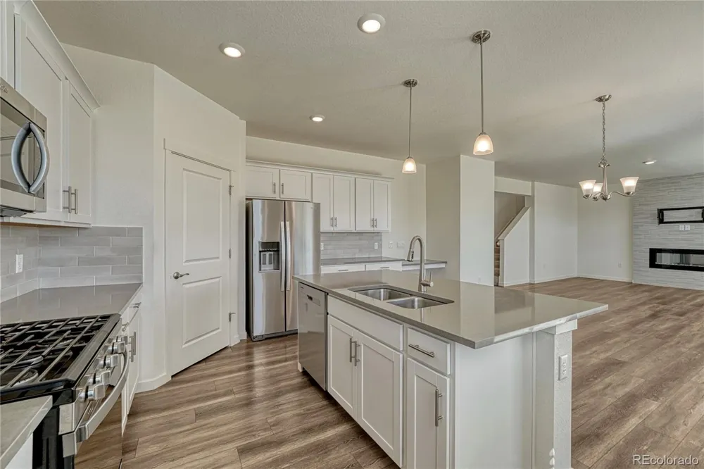 17964 Sky Pilot Lane Parker, CO 80134
