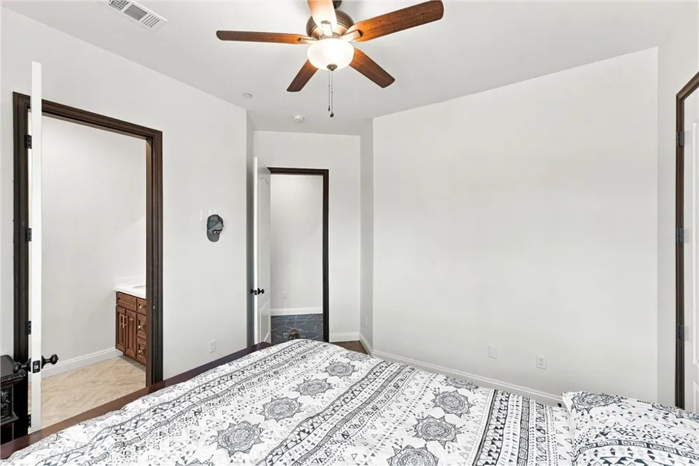 19373 Day St Perris, CA 92570