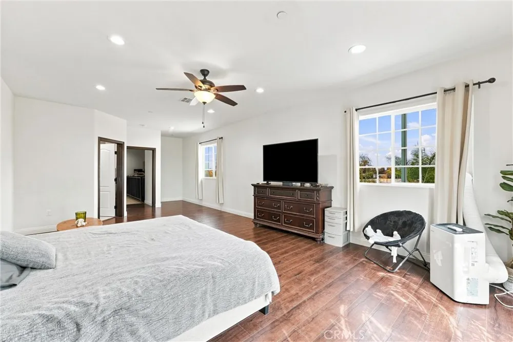 19373 Day St Perris, CA 92570