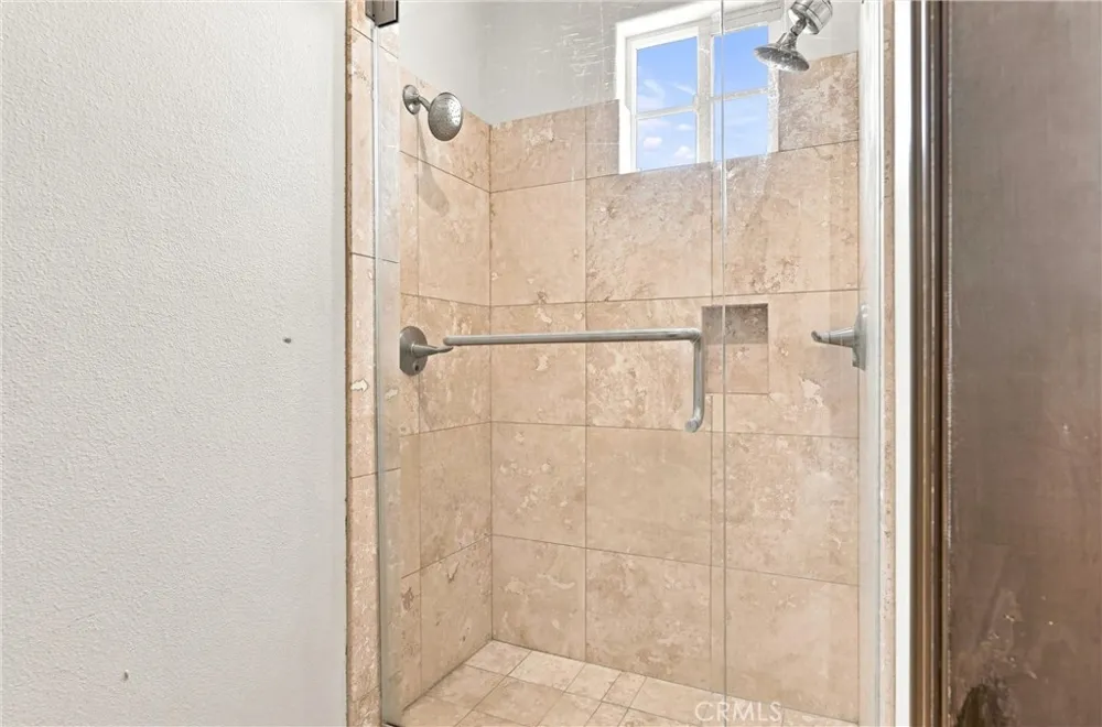 19373 Day St Perris, CA 92570