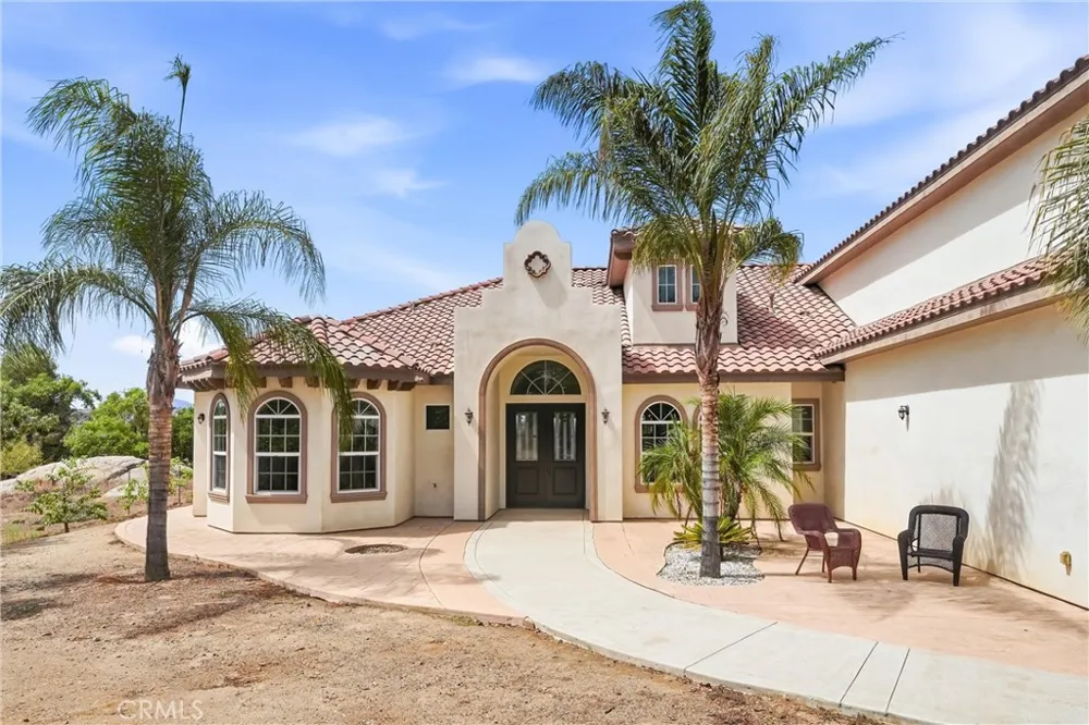 19373 Day St Perris, CA 92570