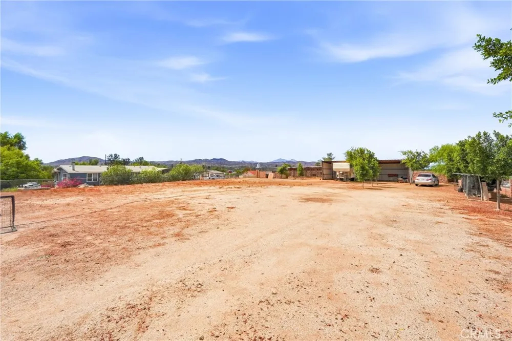 19373 Day St Perris, CA 92570