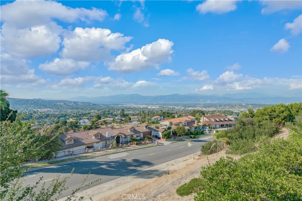 16419 Canarias Hacienda Heights, CA 91745