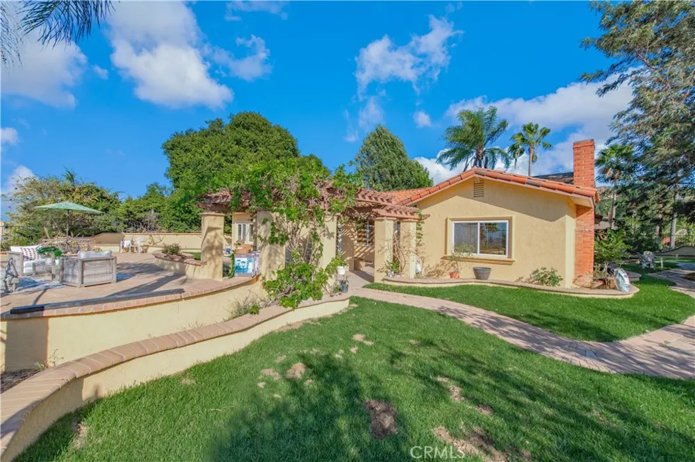 16419 Canarias Hacienda Heights, CA 91745