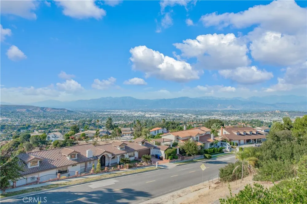 16419 Canarias Hacienda Heights, CA 91745