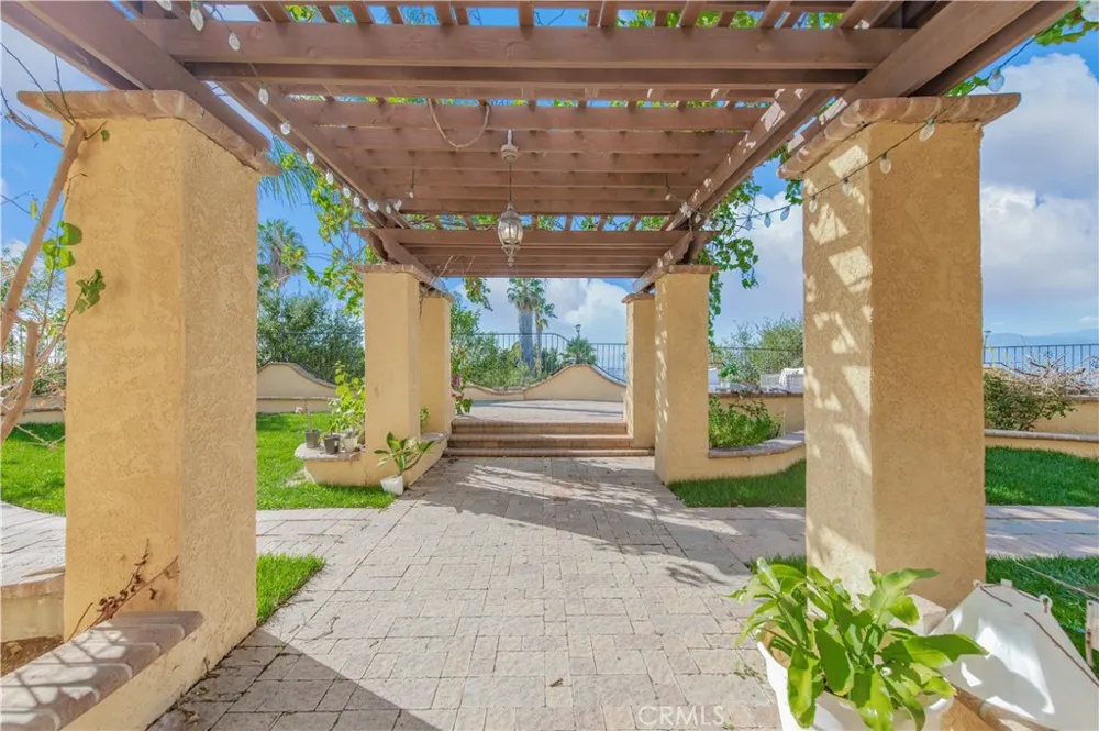 16419 Canarias Hacienda Heights, CA 91745