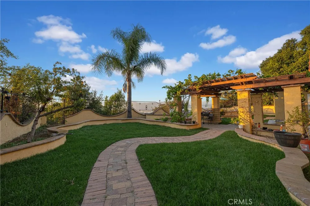 16419 Canarias Hacienda Heights, CA 91745