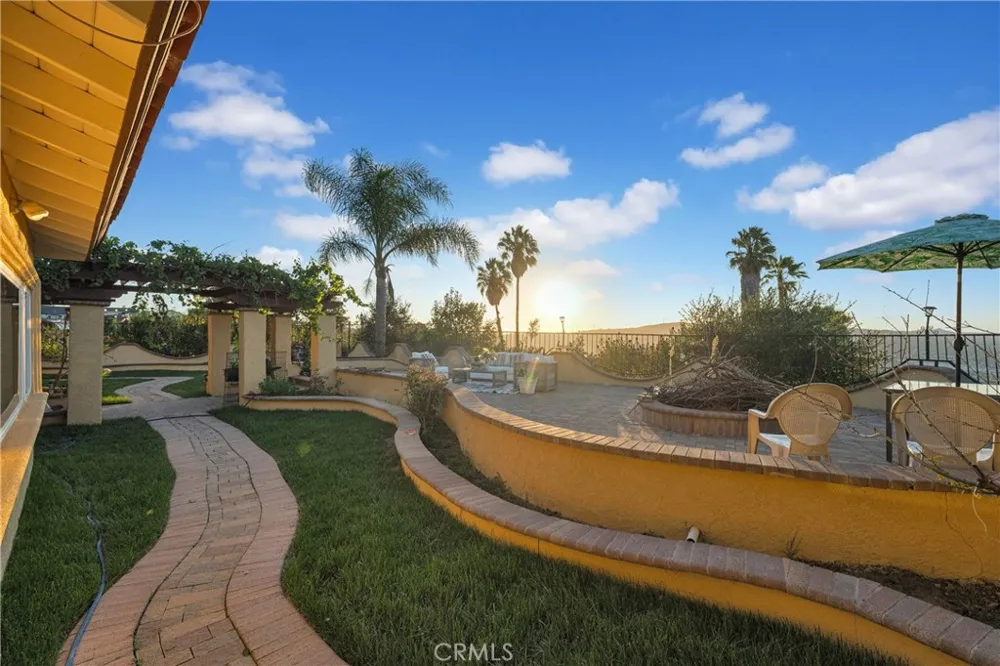 16419 Canarias Hacienda Heights, CA 91745