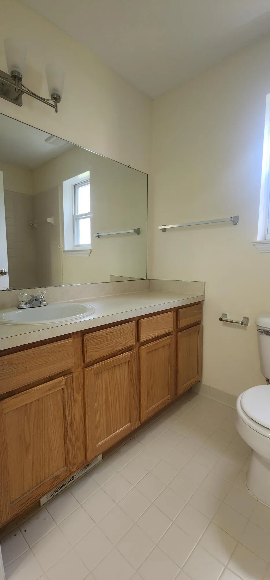 7944 Thornhill Drive Ypsilanti, MI 48197