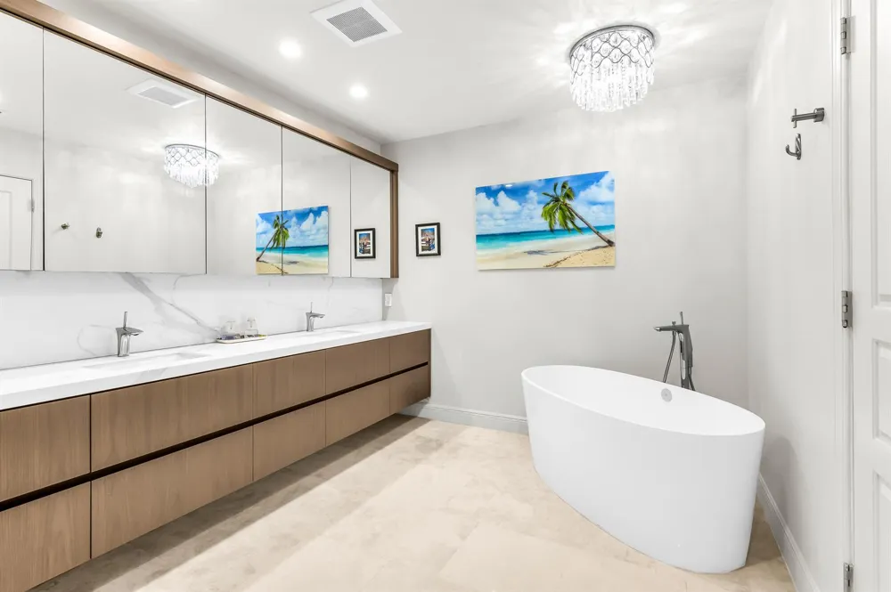411 Hendricks Isle Fort Lauderdale, FL 33301