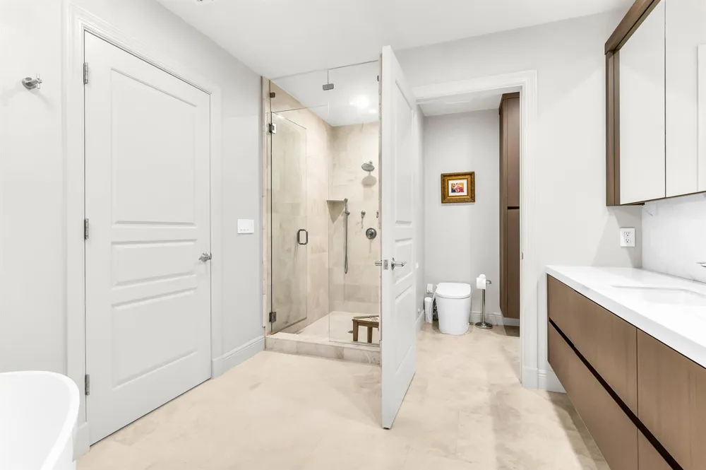 411 Hendricks Isle Fort Lauderdale, FL 33301
