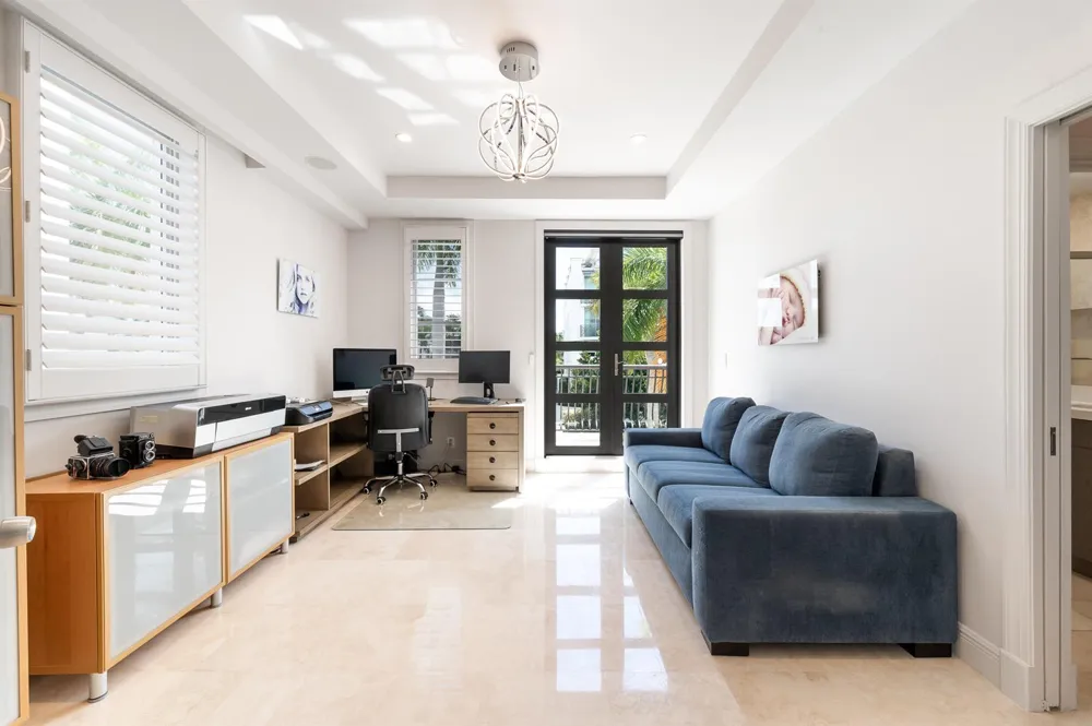 411 Hendricks Isle Fort Lauderdale, FL 33301