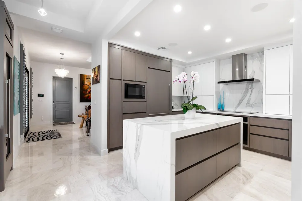 411 Hendricks Isle Fort Lauderdale, FL 33301