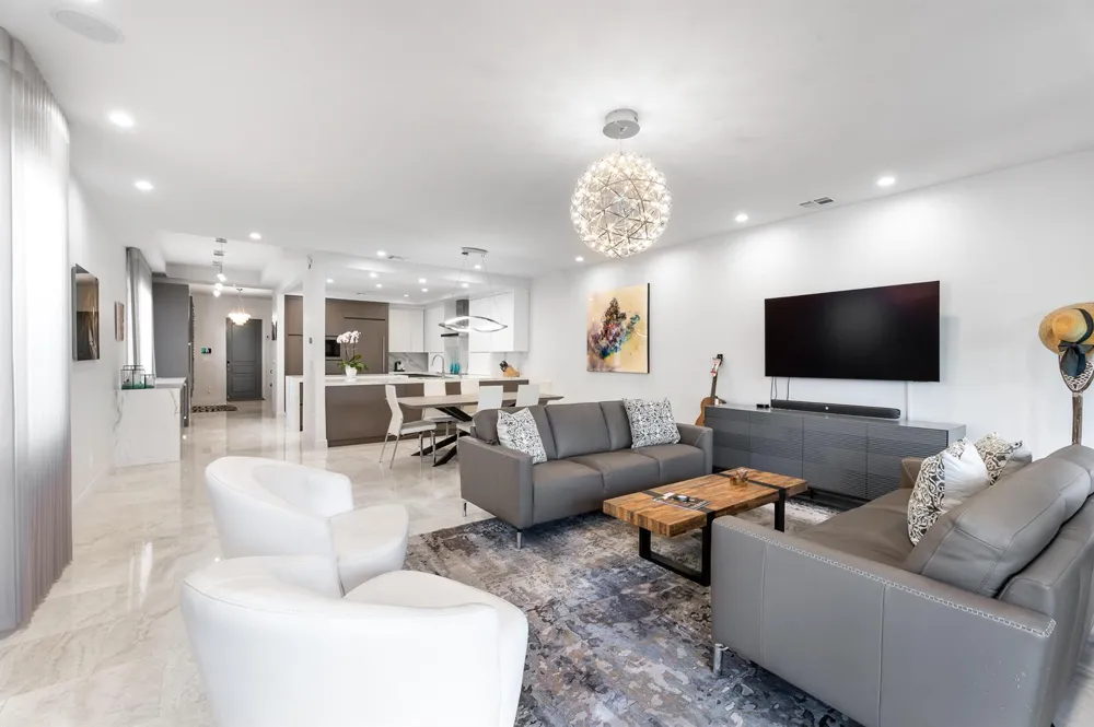411 Hendricks Isle Fort Lauderdale, FL 33301