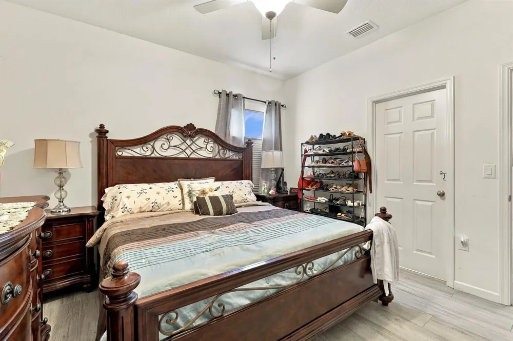 11490 SW AVENTINO DRIVE Port St. Lucie, FL 34987