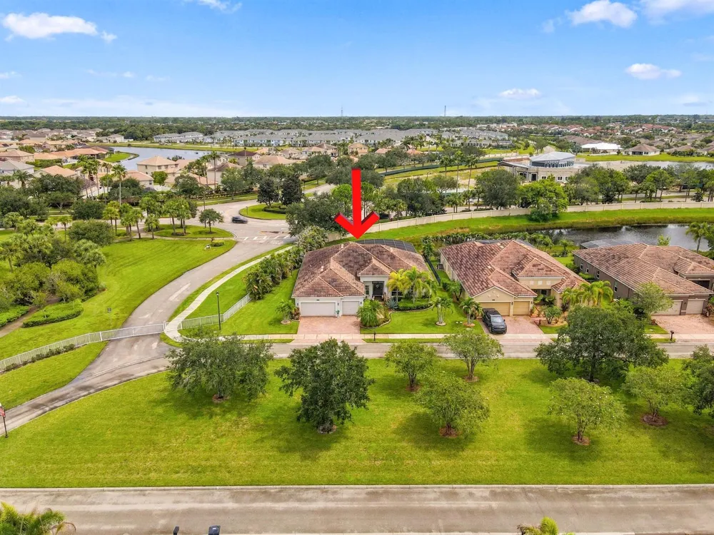 11490 SW AVENTINO DRIVE Port St. Lucie, FL 34987