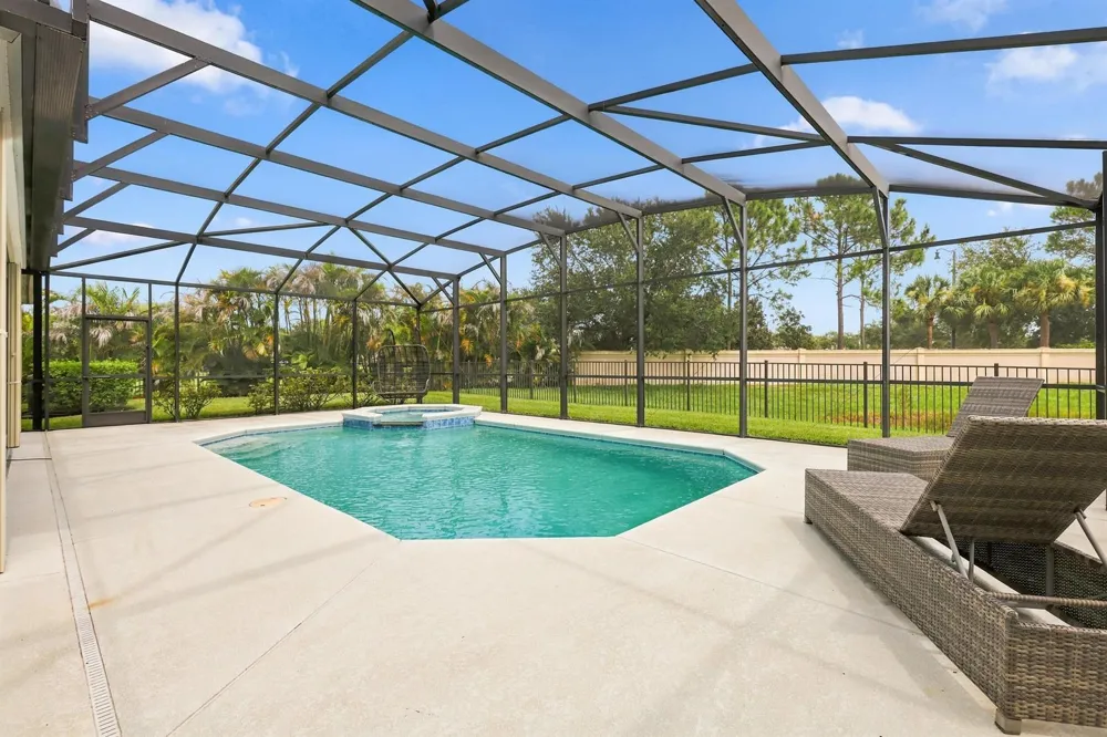 11490 SW AVENTINO DRIVE Port St. Lucie, FL 34987