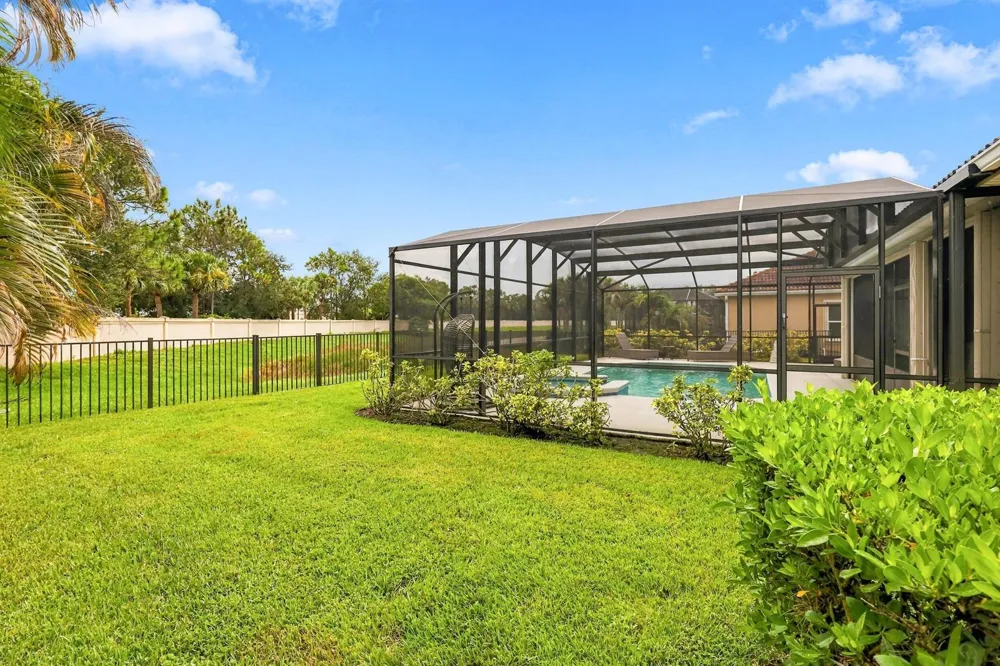 11490 SW AVENTINO DRIVE Port St. Lucie, FL 34987