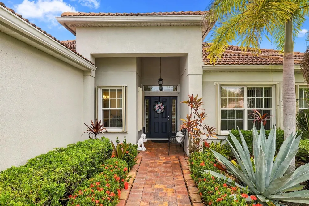 11490 SW AVENTINO DRIVE Port St. Lucie, FL 34987
