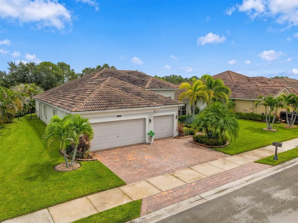 11490 SW AVENTINO DRIVE Port St. Lucie, FL 34987