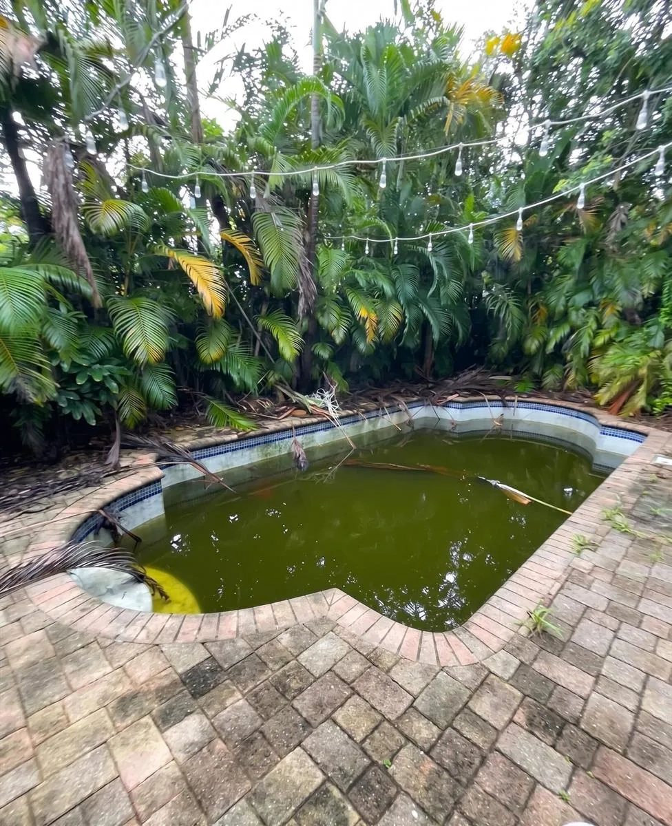 1643 NE 8TH AVENUE Fort Lauderdale, FL 33305