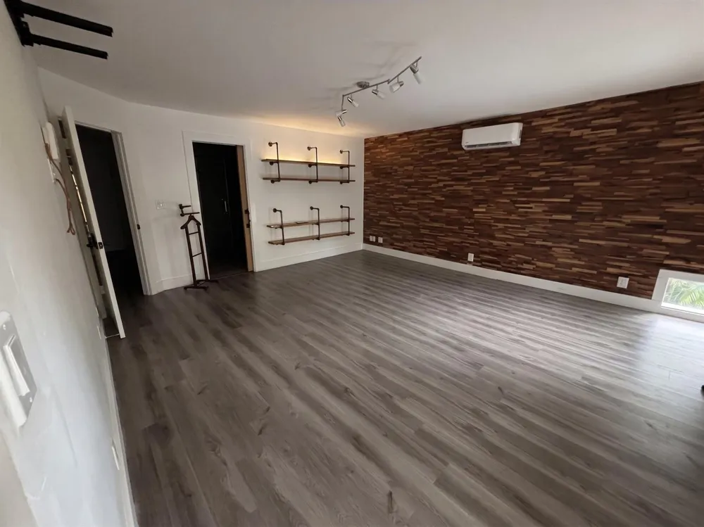 1643 NE 8TH AVENUE Fort Lauderdale, FL 33305