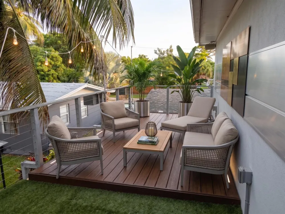 1643 NE 8TH AVENUE Fort Lauderdale, FL 33305