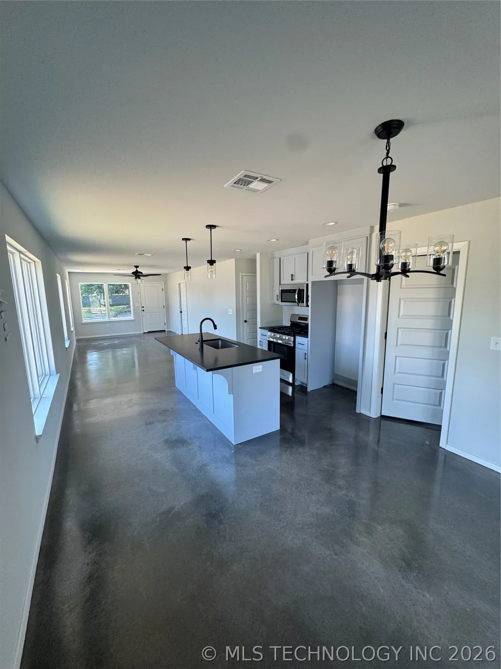 2248 Rockford Avenue Tulsa, OK 74106
