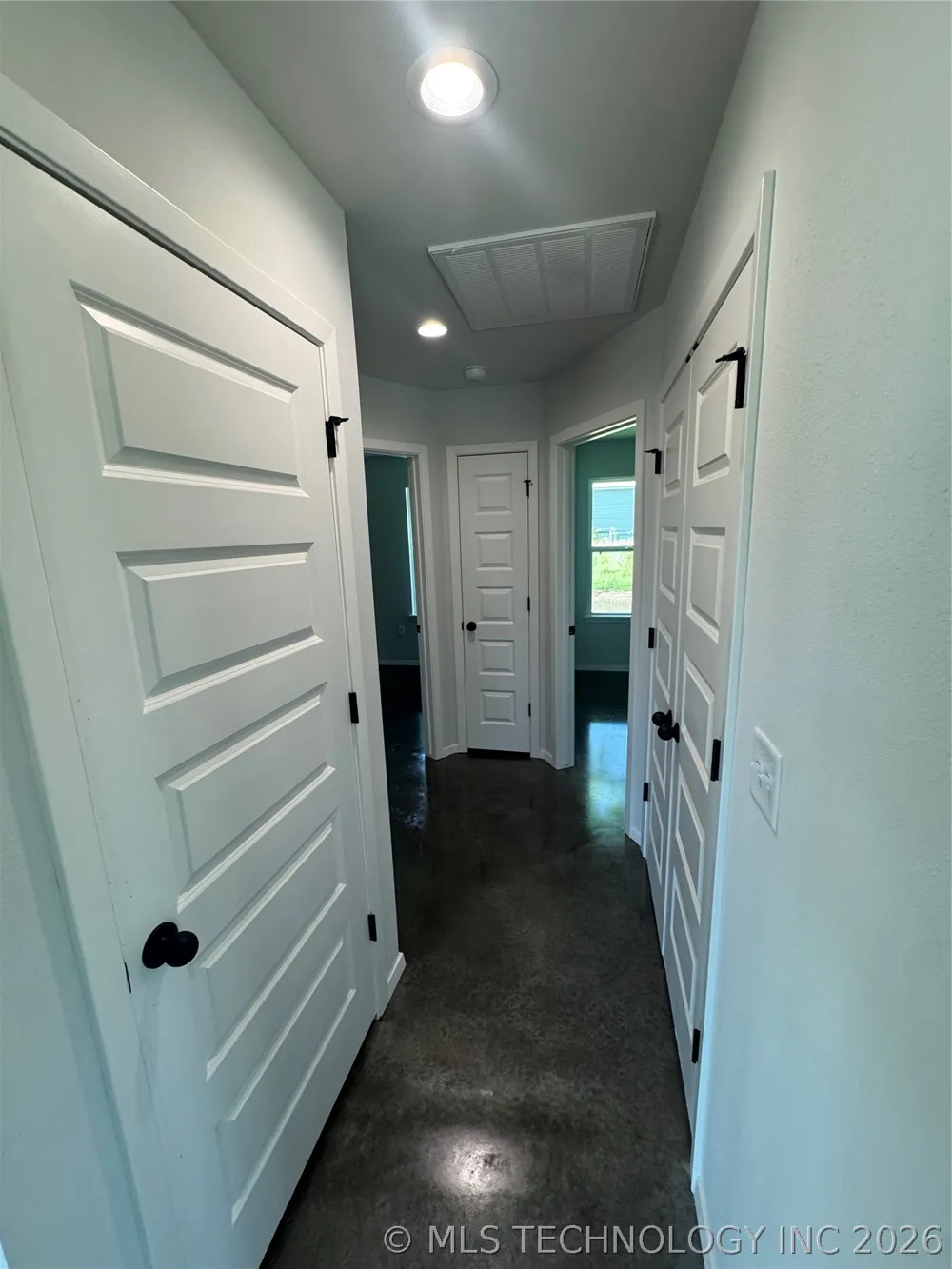 2248 Rockford Avenue Tulsa, OK 74106
