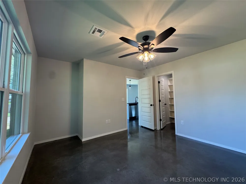 2248 Rockford Avenue Tulsa, OK 74106