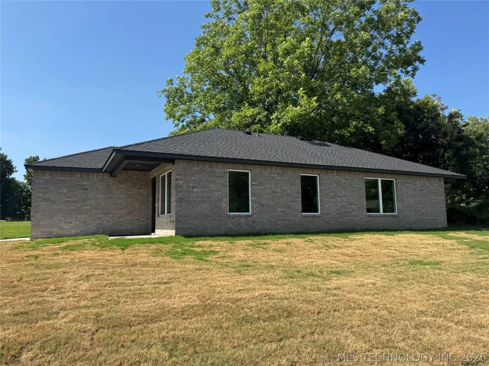 2248 Rockford Avenue Tulsa, OK 74106